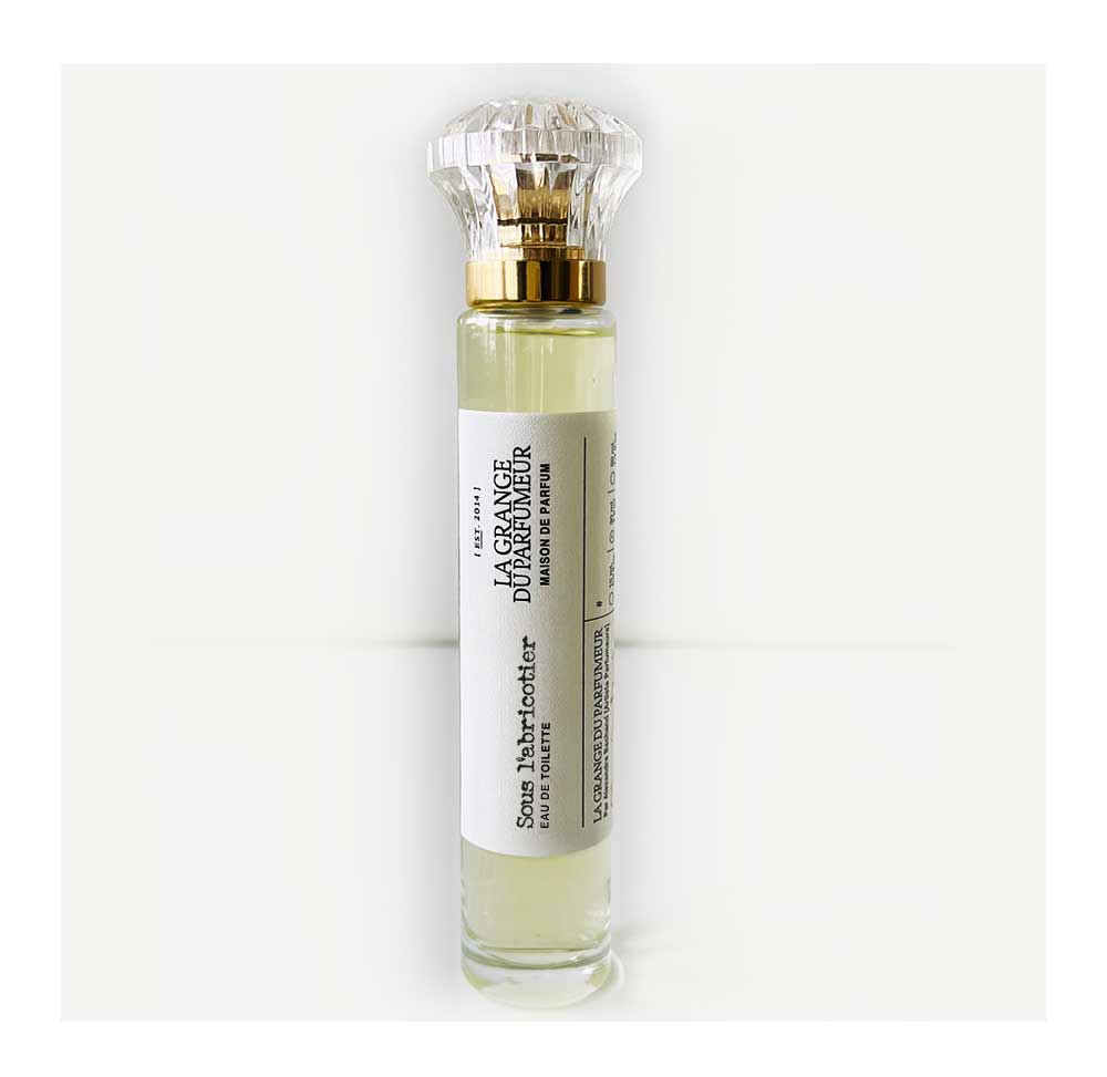 Eau de toilette unisexe. Parfum pêche et noix de coco. Unisex toilet water. Fragrance peach and coconut. Parfum québécois Format de voyage 10 mL, Canadian PerfumerParfum femme qui tient, Parfum femme qui sent trop bon, Parfum femme Québec, Parfum pour femme, Parfum pour homme,