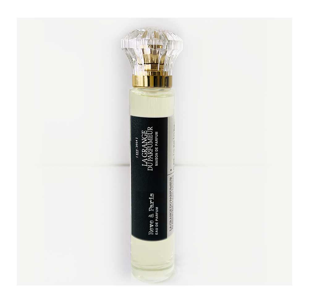 Parfum femme qui tient, Parfum femme qui sent trop bon, Parfum femme Québec, Parfum pour femme, Parfum pour homme,"Rêve à Paris" eau de toilette unisexe. Parfum à la rose. Unisex toilet water. Rose Fragrance.