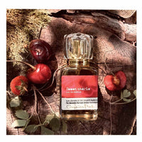 sweet cherie, sweet, cherie, cherry, parfum cerise, cherry perfume, cherry fragrance, parfum fruité, parfum québécois, Canadian niche perfumery, Okanagan valley, sweet cherry, sweet cherie, best cherry perfume, natural perfume, parfum naturel, La arnge du Parfumeur, Canadian Perfume brand, Parfum Artisan, Alexandra Bachand, coffret découverte cerise, Haute Parfumerie, Maison de Parfum, Cantons-de-l'Est, Quebec