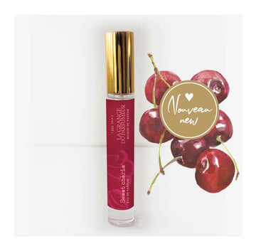 parfum cerise, cherry perfume, cherry fragrance, parfum fruité, parfum québécois, Canadian niche perfumery, Okanagan valley, sweet cherry, sweet cherie, best cherry perfume, natural perfume, parfum naturel, La arnge du Parfumeur, Canadian Perfume brand, Parfum Artisan, Alexandra Bachand, coffret découverte cerise, Haute Parfumerie, Maison de Parfum, Cantons-de-l'Est, Quebec