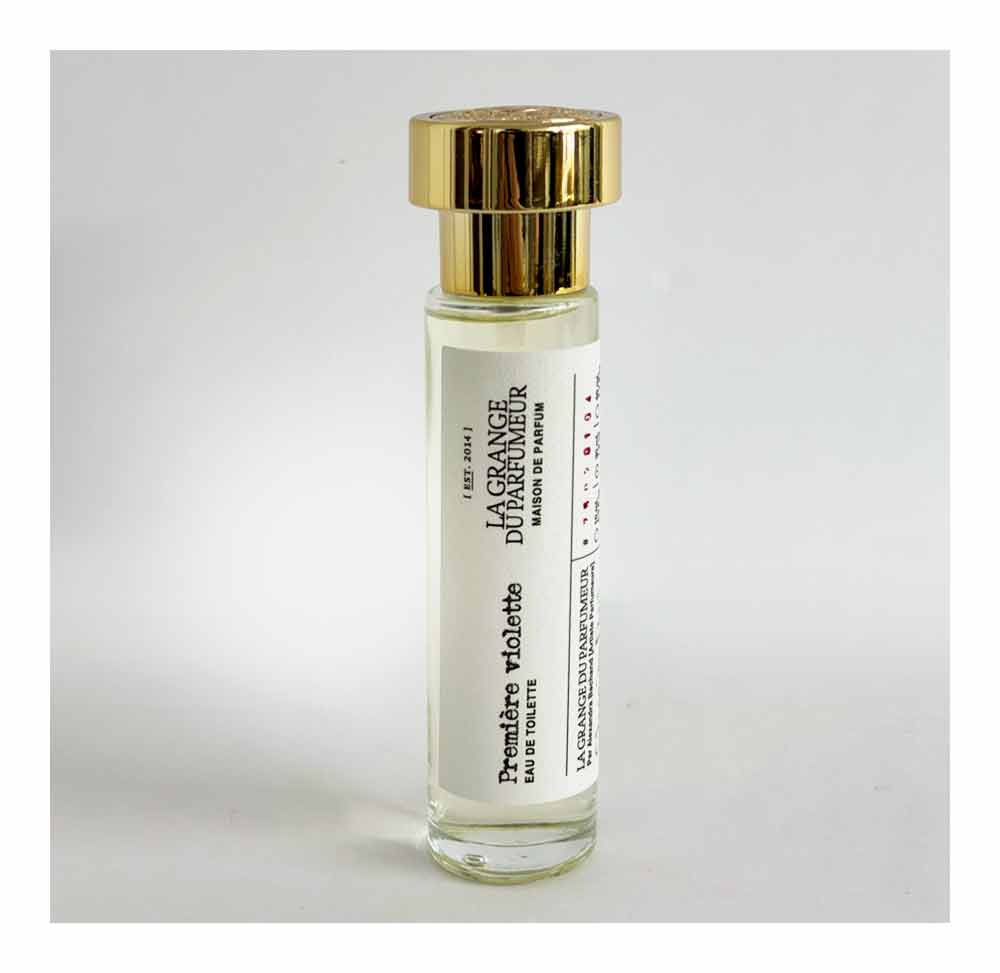 Eau de toilette unisexe. Parfum à la violette. Musc. Unisex toilet water. Fragrance violet, delicate, sweet . Parfum québécois Format de voyage 10 mL, Canadian Perfumer, Parfum femme qui tient, Parfum femme qui sent trop bon, Parfum femme Québec, Parfum pour femme, Parfum pour homme,